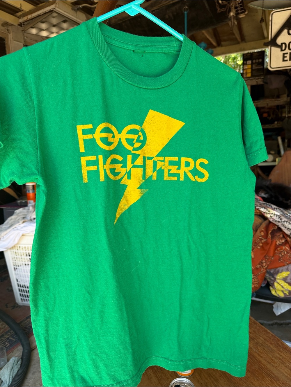 Green Foo fighters tshirt